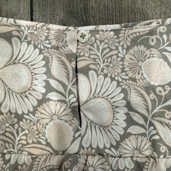 womens floral shirt - Picture 5 of 5